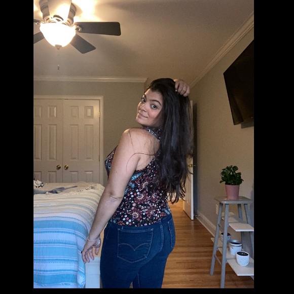 BCBGeneration - Black/Reds & Golds Floral Pattern - Picture 4 of 5